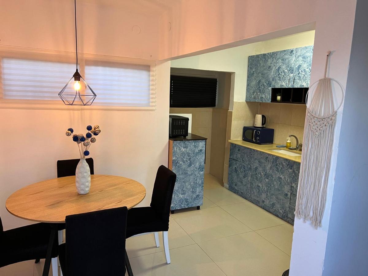 Ferienwohnung Kingdom Of The Dead Sea Crown Group Collection Neve Zohar Exterior foto